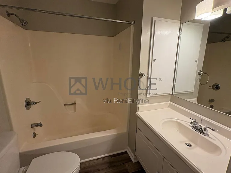 386 Wildwood Ct — Photo 11
