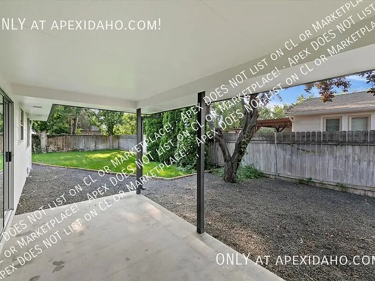 249 S Harlan Pl — Photo 26