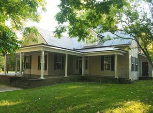 623 E Delta St, Midland City, AL 36350