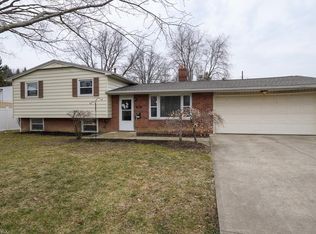 311 Castleton Rd NE, North Canton, OH 44720