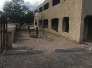 949 S 4th Ave #B, Tucson, AZ 85701