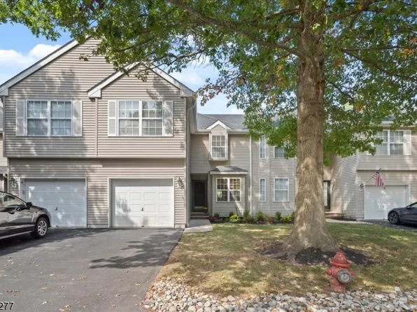 11 Jumping Brook Pl, Clinton Twp., NJ 08801