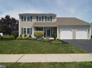 407 S Sandy Ln, Sinking Spring, PA 19608