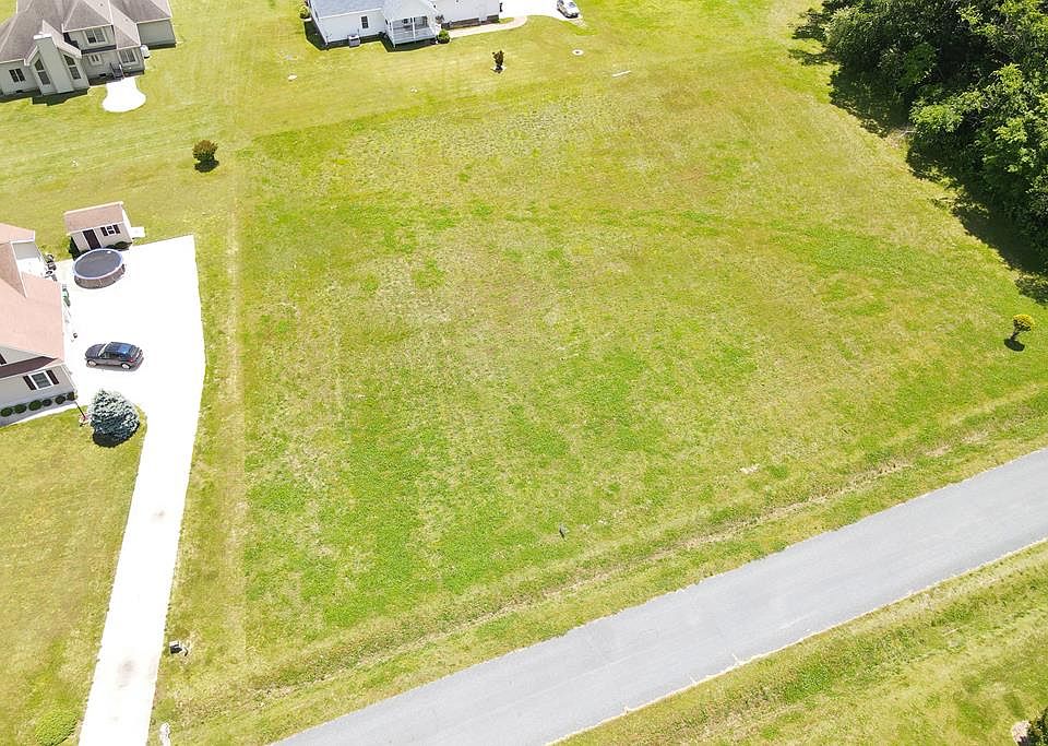 1st image of 3 Eaglet Lane