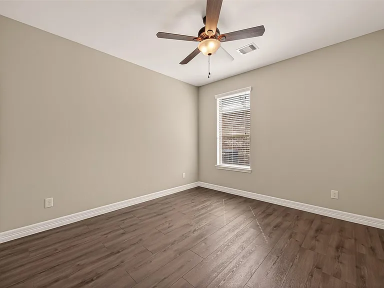 8110 Running Brook Ln — Photo 15