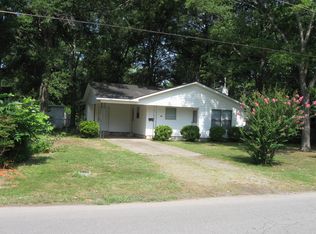 1110 S Anna St, Stuttgart, AR 72160
