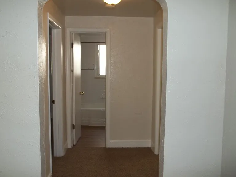 410 E Kentucky Ave — Photo 7