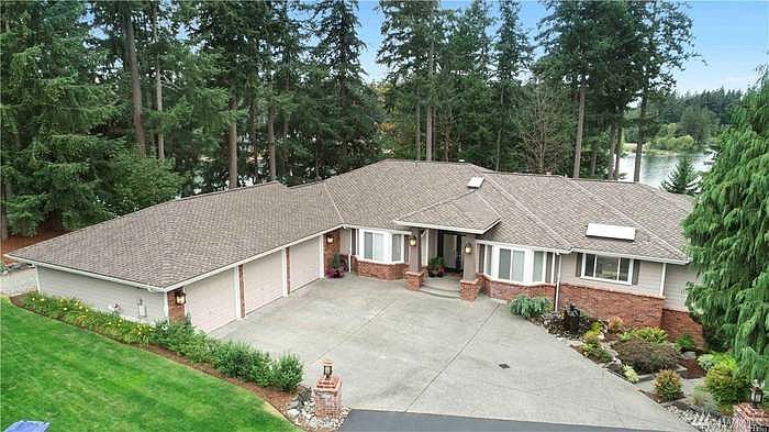 2nd image of 25301 232nd Ave SE