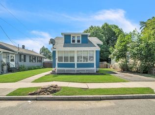 48 Schley St, Springfield, MA 01109