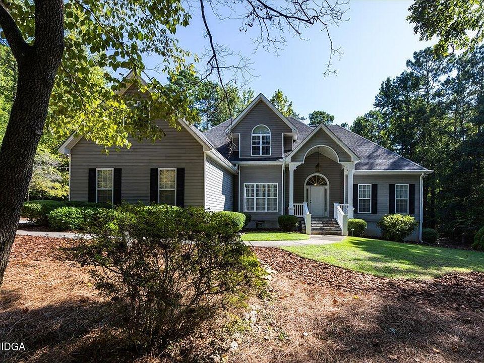 1st image of 205 Sweetwater Ct