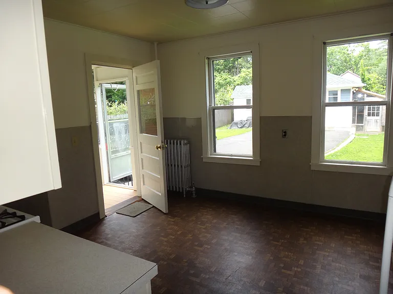52 Revell Ave #1 — Photo 36