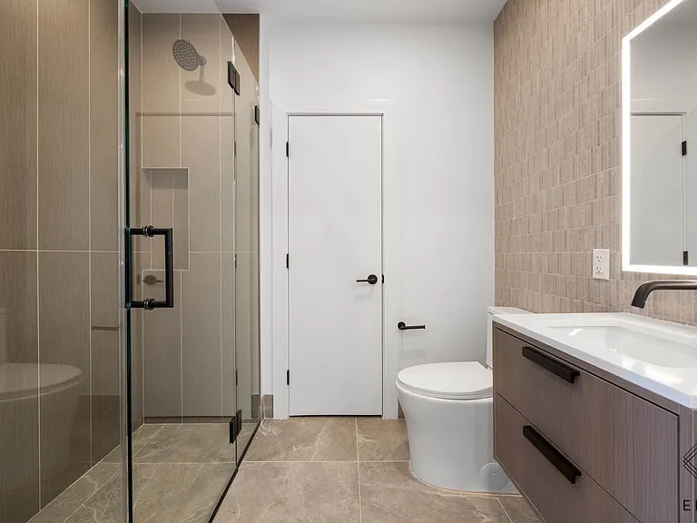 1211 Fulton St #8C — Photo 2