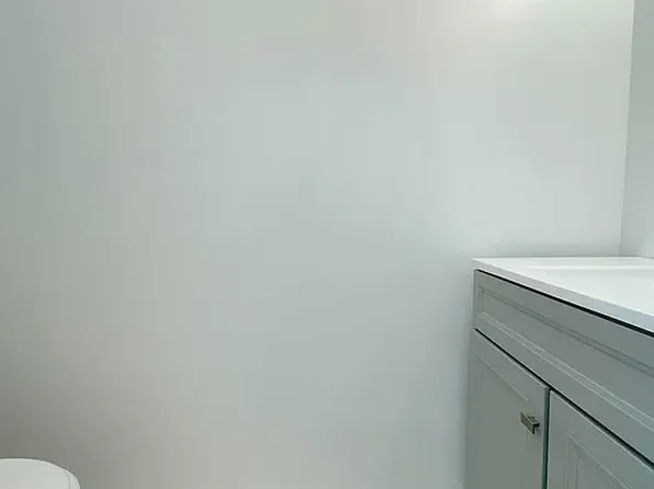 552 Essex Street image 11 of 12