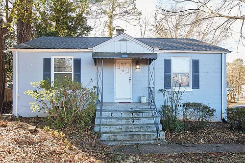 3323 Midway Rd Photo 1