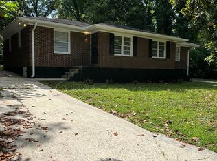 4811 Pinedale Dr, Forest Park, GA 30297