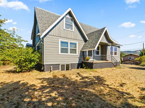 1548 NW Eden St, Roseburg, OR 97470