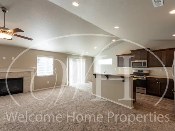 537 SW Angelina Loop, College Place, WA 99324