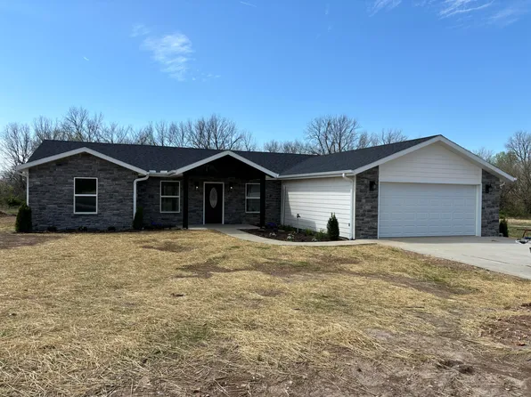 1562 E 496th Road, Bolivar, MO 65613