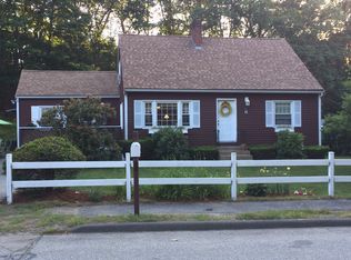 35 Hiawatha Rd, Woburn, MA 01801