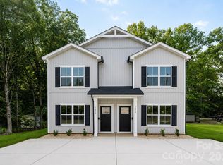 1050 5th St NE, Hickory, NC 28601