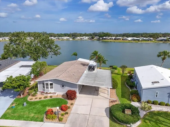 8439 Imperial Cir, Palmetto, FL 34221
