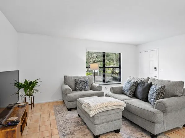 (undisclosed Address), Sarasota, FL 34234