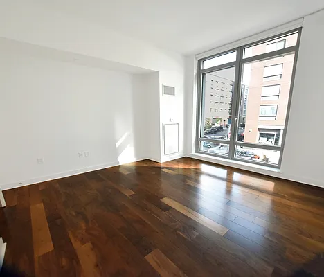 Rented by Classiques Modernes International Realty | media 11