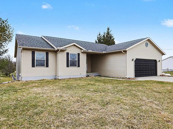 2nd image of 8696 Wildcat Rd