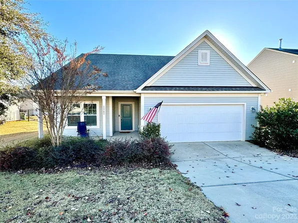 1161 Rainier Ln, Gastonia, NC 28052