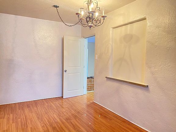 5th image of 1137 Princeton Dr NE #A