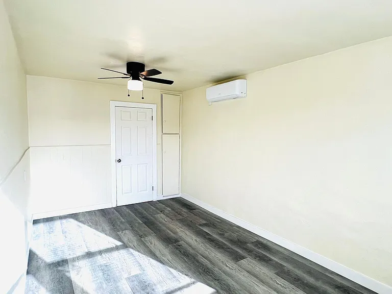 176 S 3rd Ave #A — Photo 8