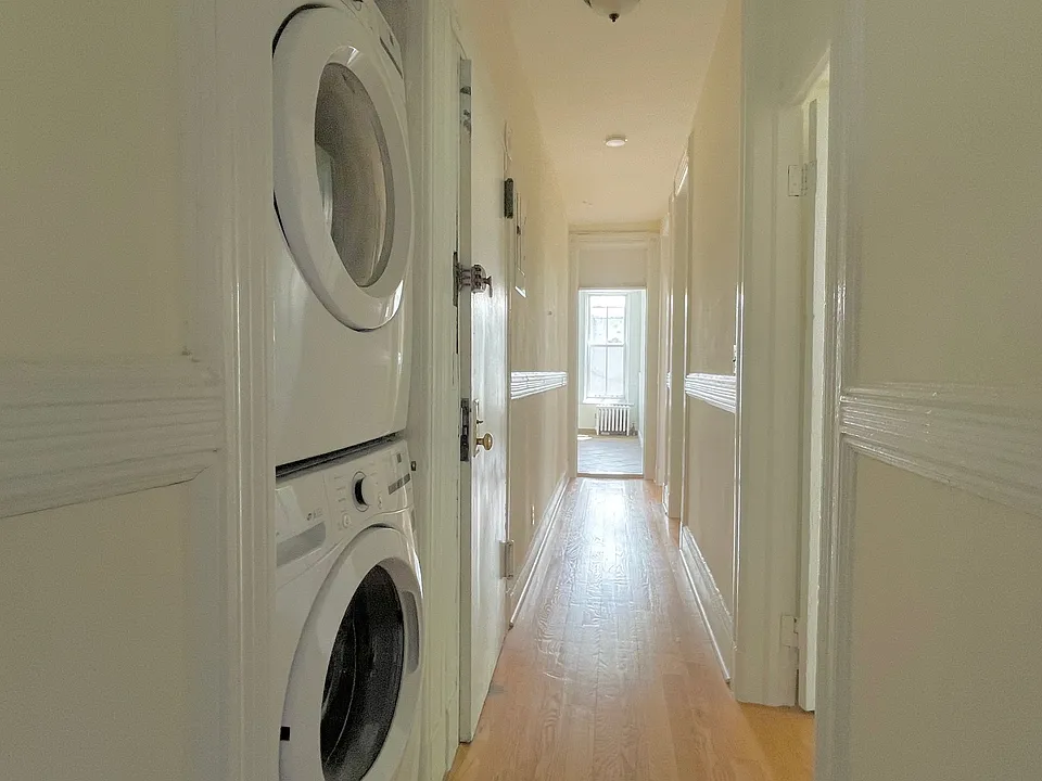 111 Pacific St #3