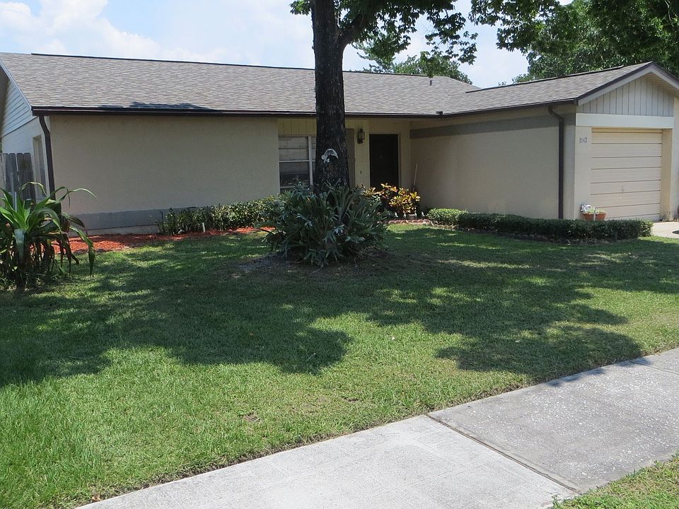 1st image of 1042 Bridlewood Way