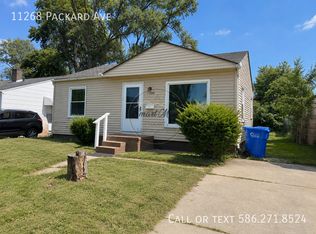 11268 Packard Ave, Warren, MI 48089