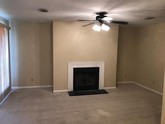 4th image of 7141 Pine Ct