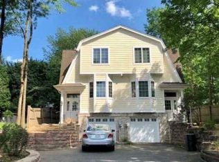186 County Rd, Tenafly, NJ 07670