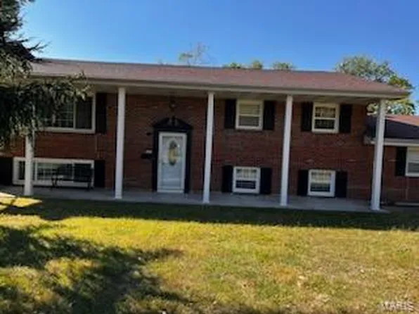 306 S Penn St, Bowling Green, MO 63334
