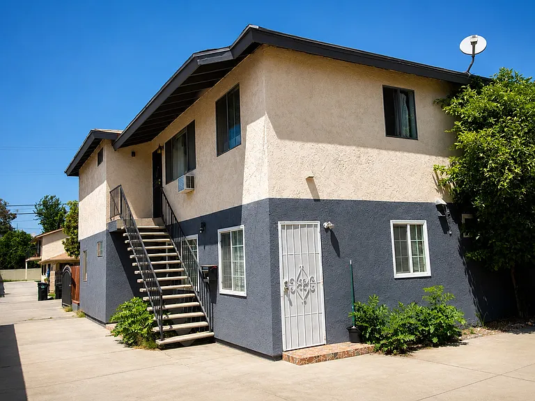2852 Rosanna St #3 — Photo 2