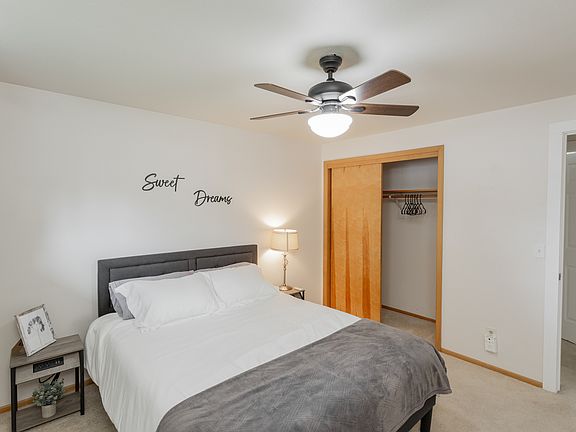 3rd image of 706 W Westview Ave #708