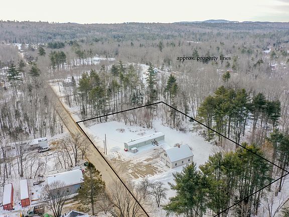 3rd image of 9 Rolerson Rd.