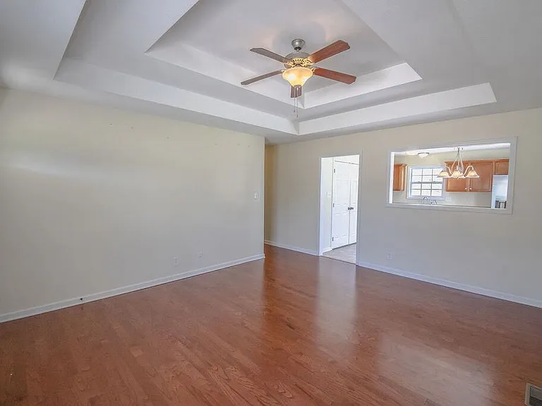 955 Russet Dr — Photo 23