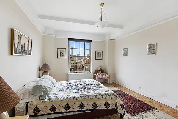 Sold by Ann Weintraub, Ltd. | media 3