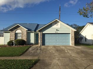 9715 Villiers Dr N, Jacksonville, FL 32221