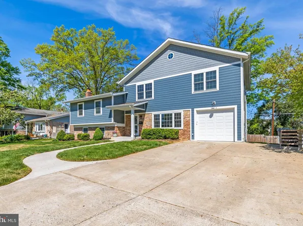 2314 Apple Hill Rd, Alexandria, VA 22308