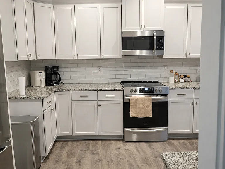 182 Hillmont Dr — Photo 31