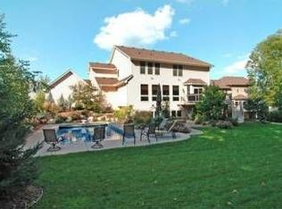 9696 Laforet Dr, Eden Prairie, MN 55347