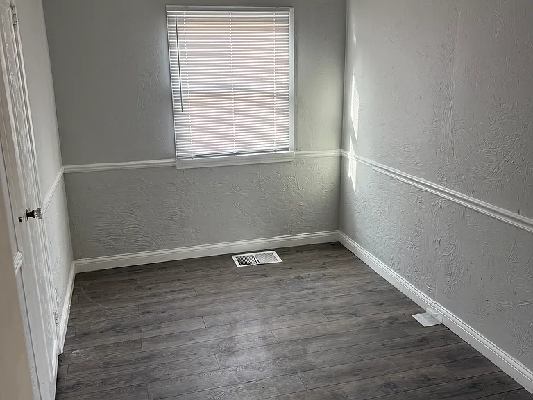 926 W Ridgemont Rd — Photo 10