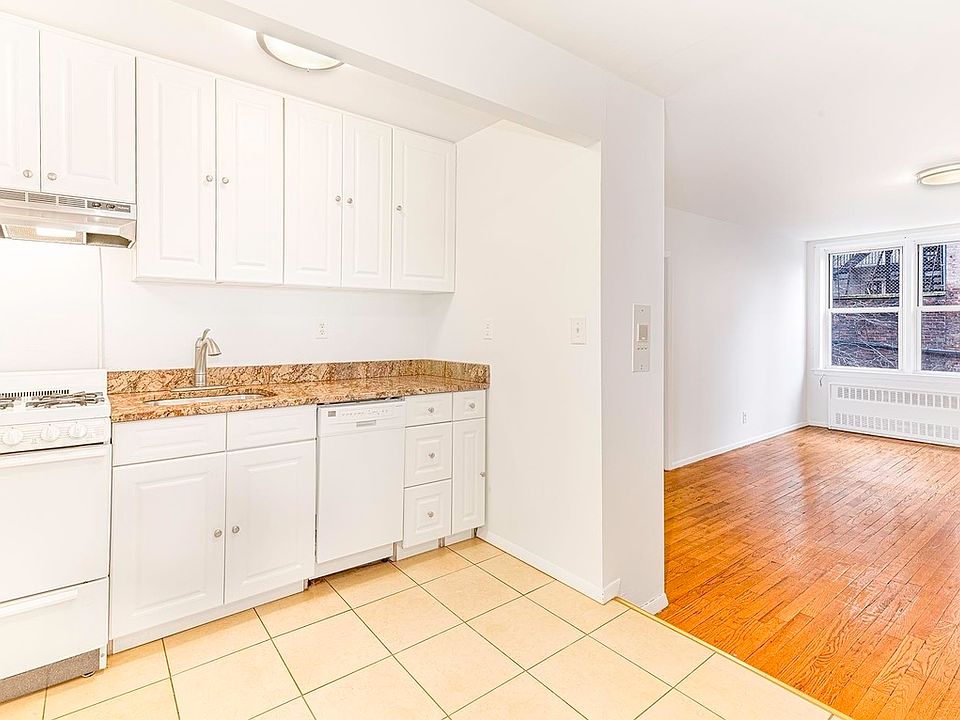 1st image of 270 W 25th St APT 2E