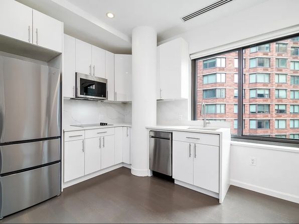 830 8th Ave #10B