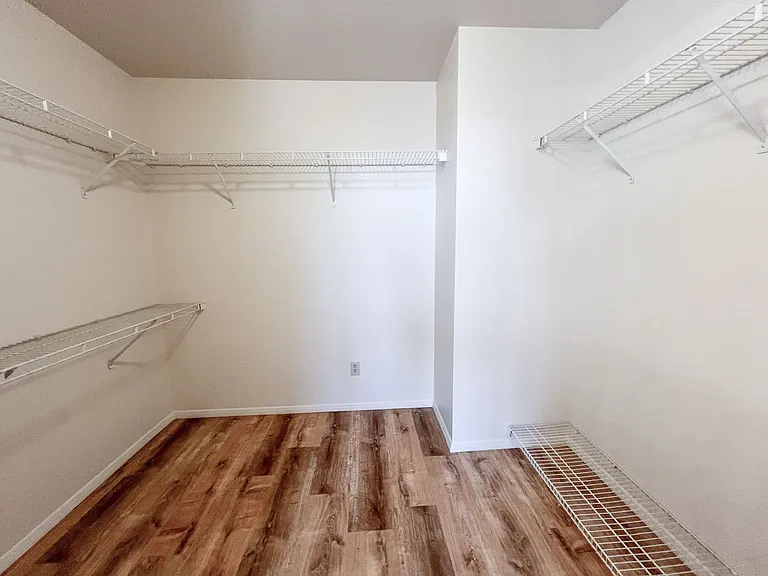 503 S Sawmill Gardens Dr — Photo 13